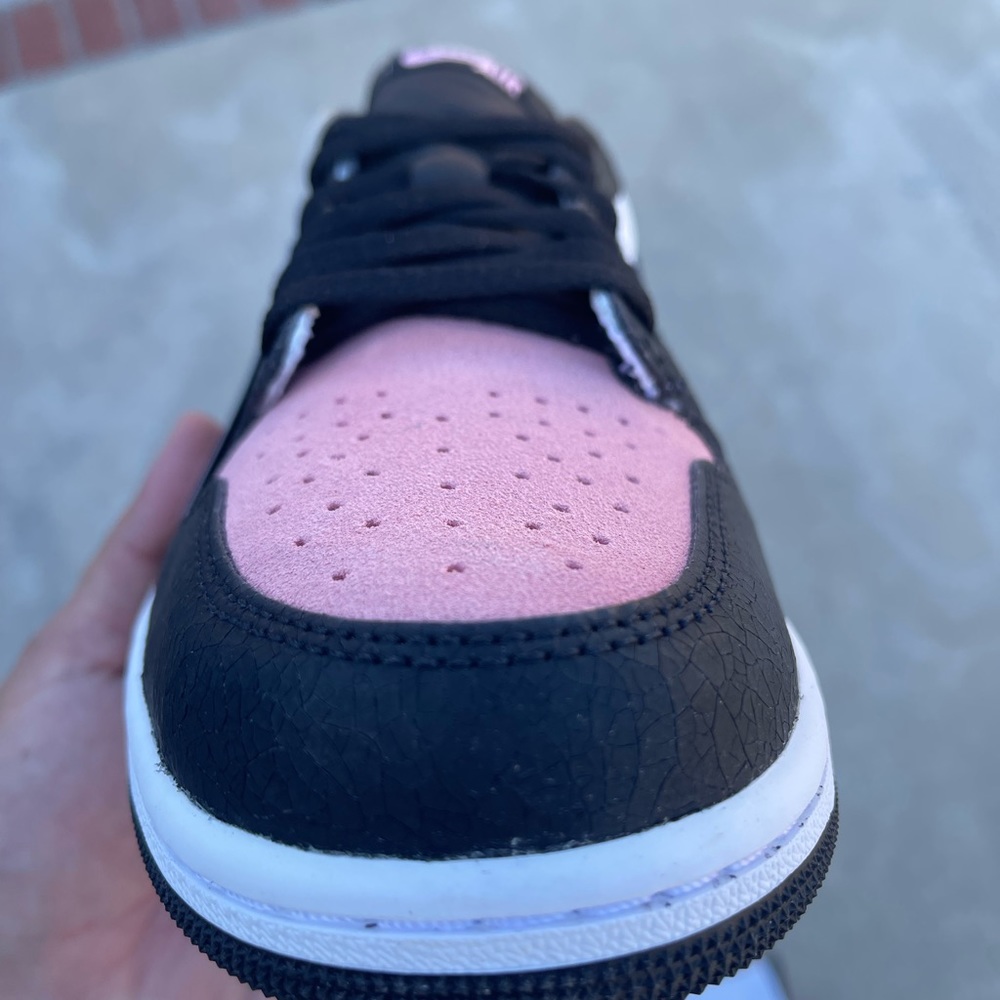 Air Jordan 1 OG Low Black Coral - Picture 2 of 4